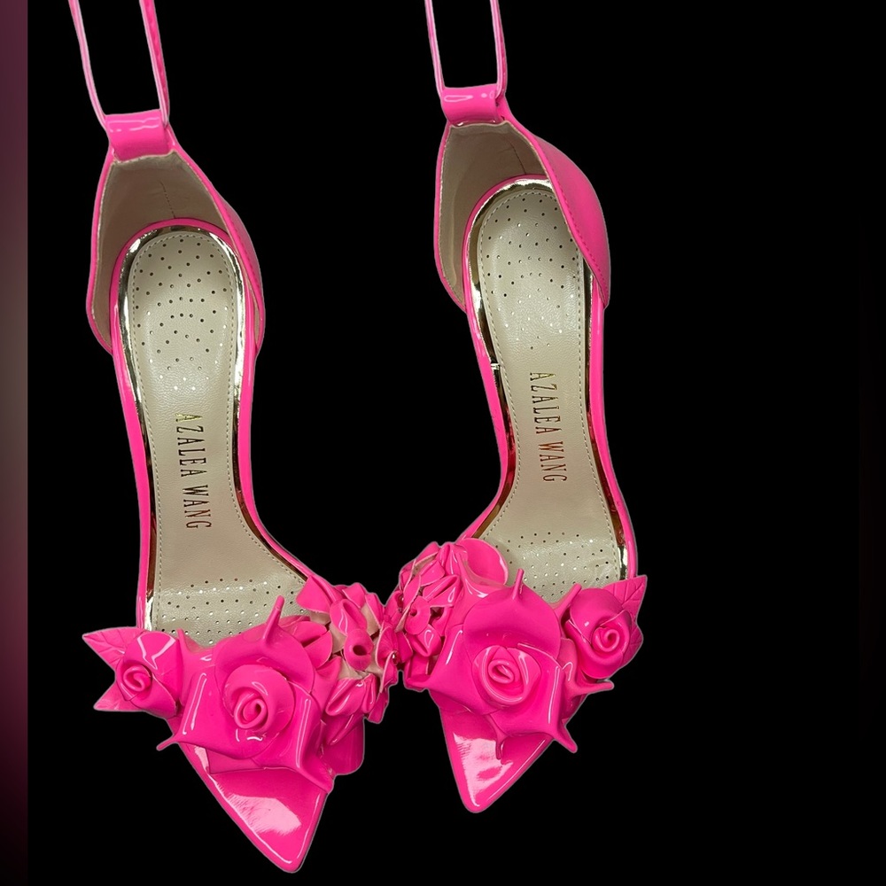 New✨Azalea Wang pink 3d floral high heel.